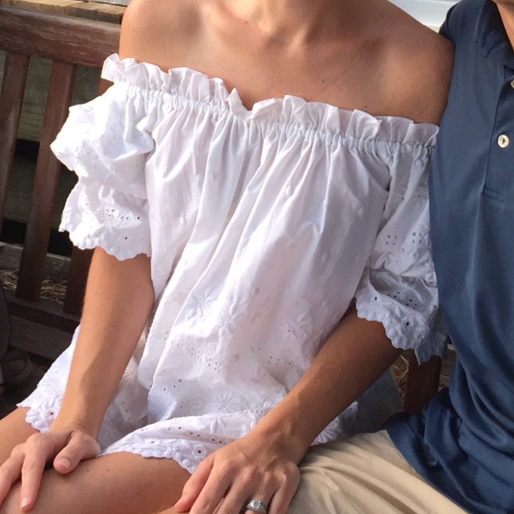 Tyler Böe Off-The-Shoulder Top